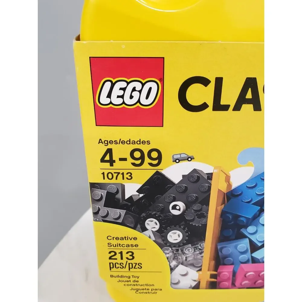 Lego Classic 10713 Creative Suitcase‎ Sealed Complete With Instructions And Box - Picture 2 of 6